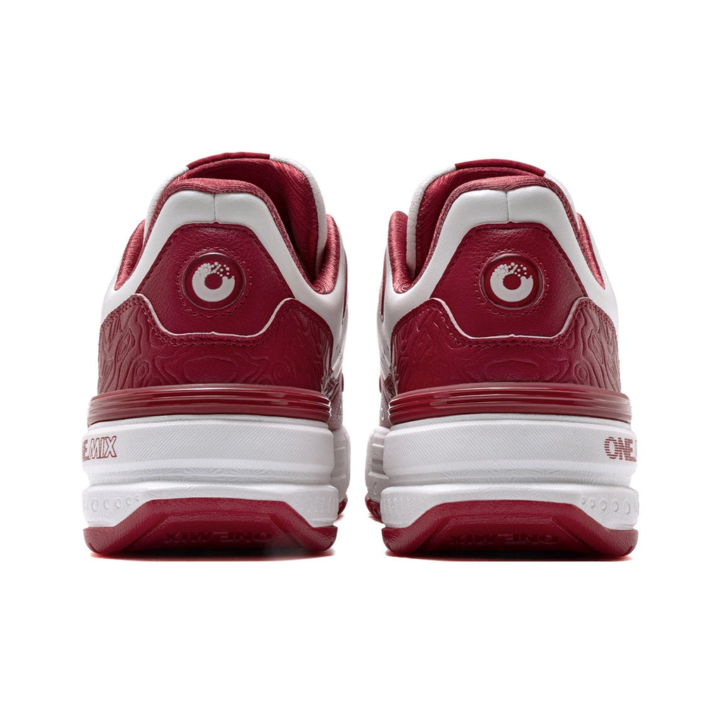 ONEMIX Unisex Retro White Air-Cushioned Low-Top Sneakers