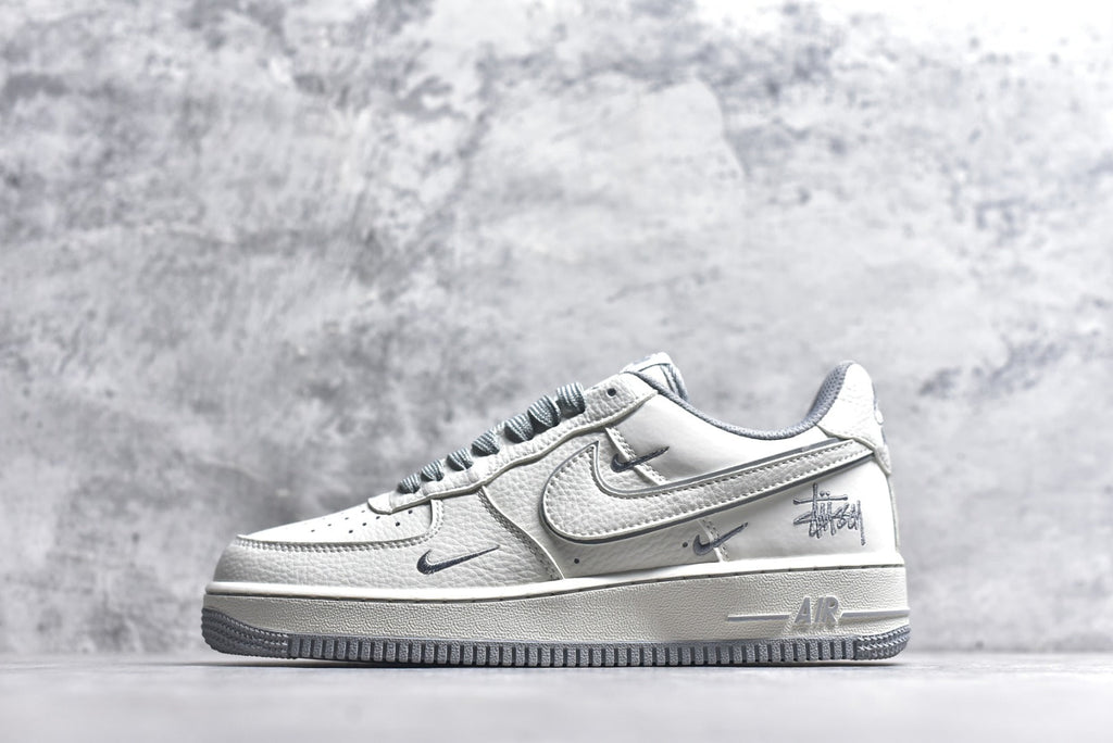 Nike Air Force 1 Low '07 x Stüssy