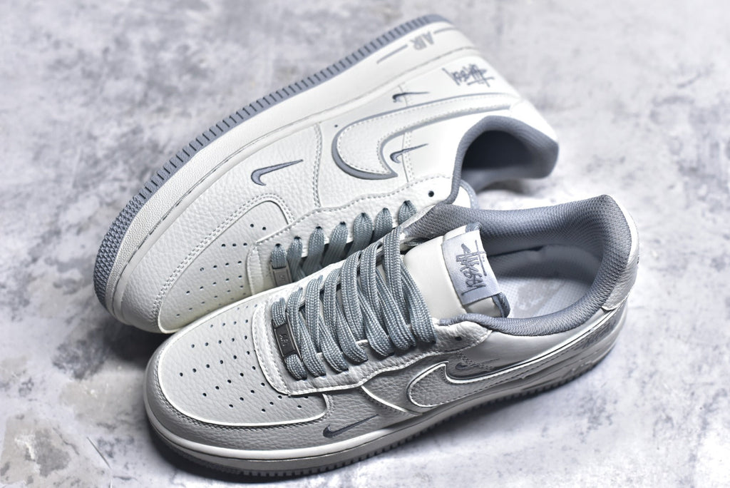 Nike Air Force 1 Low '07 x Stüssy