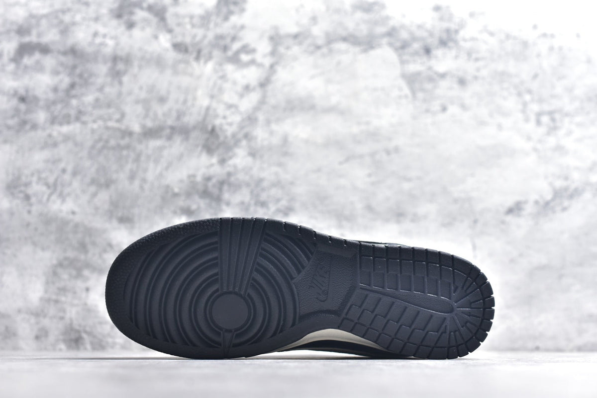 Nike SB Dunk Low x Stüssy – Premium Custom Edition