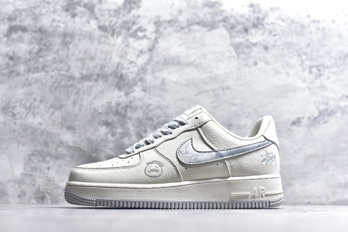 Nike Air Force 1 '07 Low x Stüssy – Collab Edition