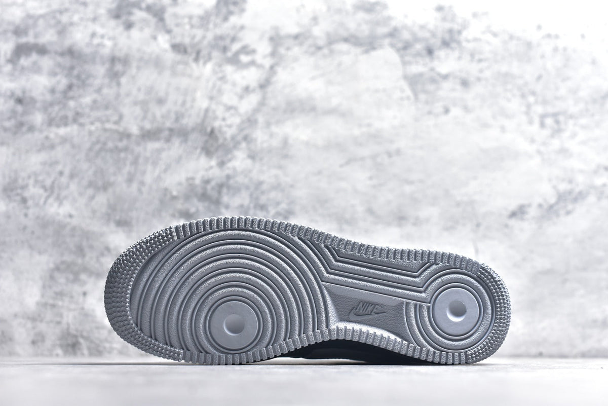 Nike Air Force 1 Low – Urban Essential