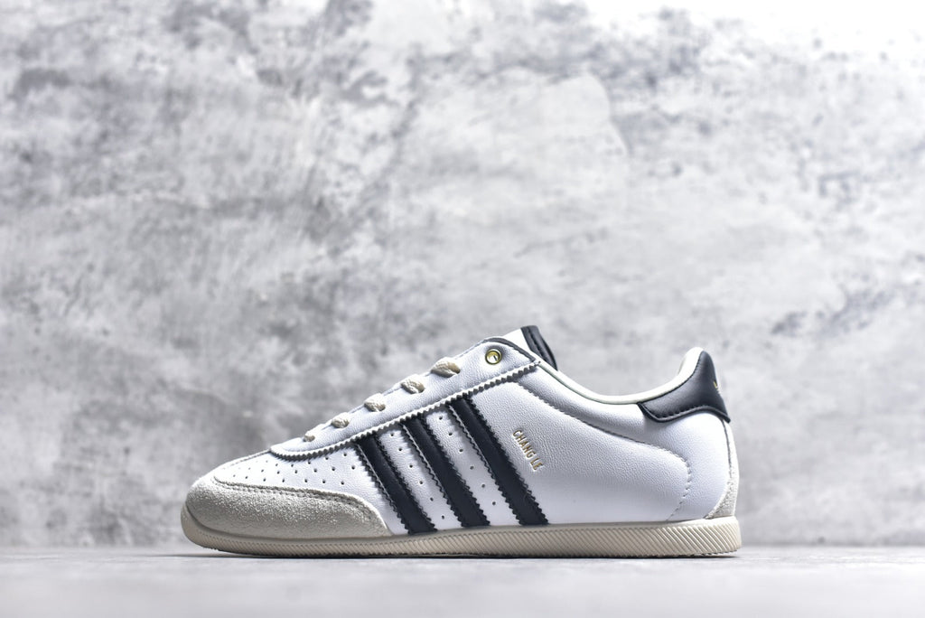 Adidas Originals Japan – Classic Low-Top Trainer