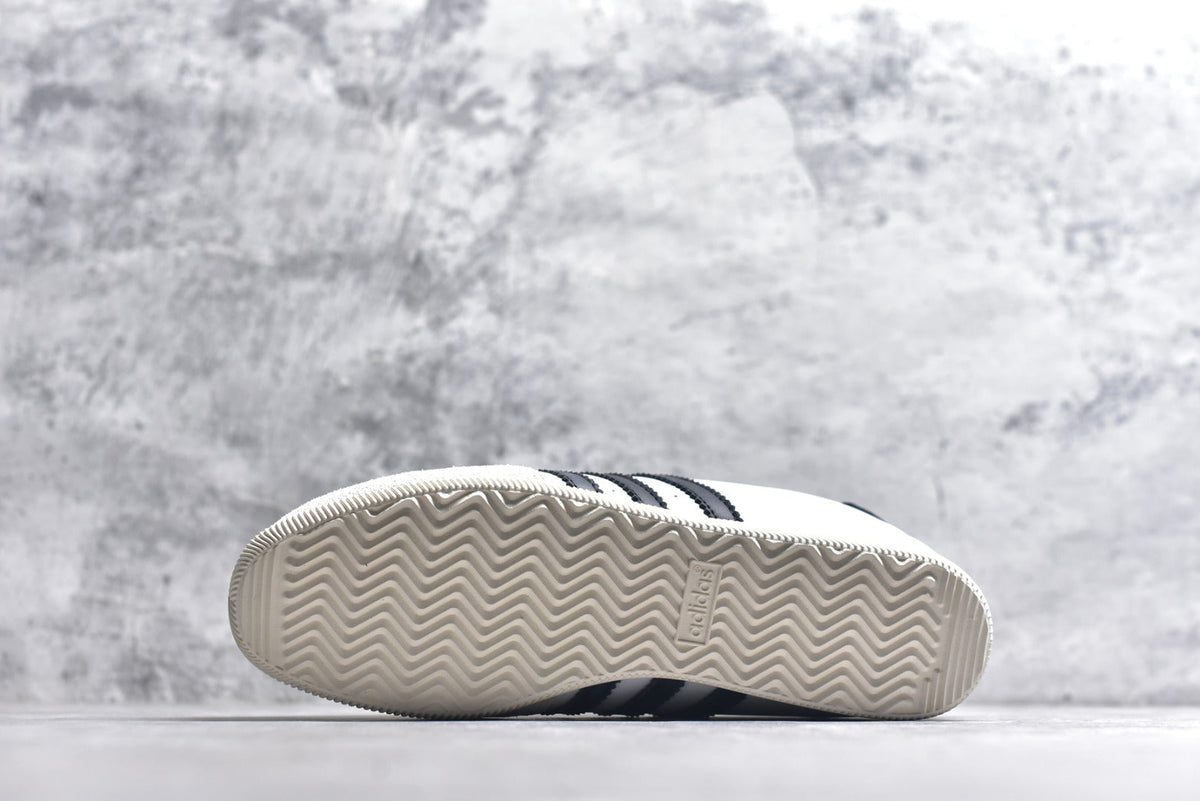 Adidas Originals Japan – Classic Low-Top Trainer