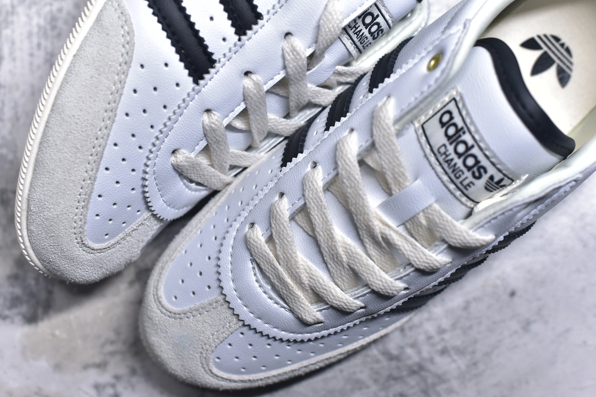 Adidas Originals Japan – Classic Low-Top Trainer