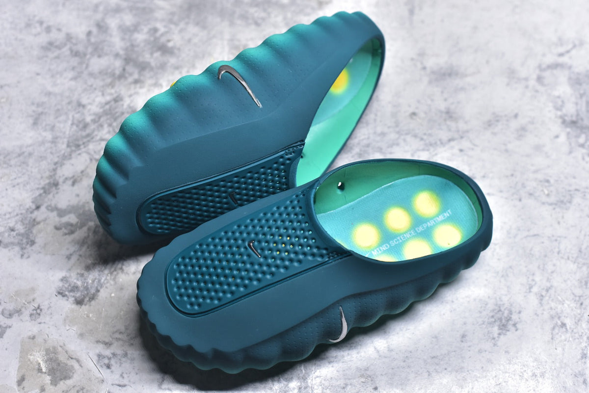 Nike Mind 001 Closed-Toe Massage Slide — Geode Teal HQ4307-301