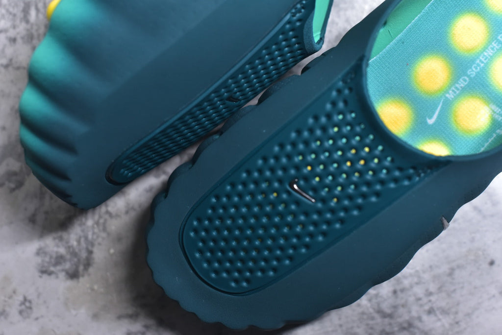 Nike Mind 001 Closed-Toe Massage Slide — Geode Teal HQ4307-301