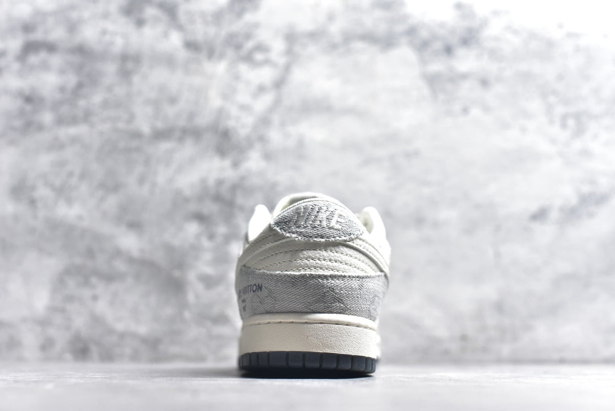 Nike SB Dunk Low Light Grey/Cream Monogram Print Sneaker XX3168-141