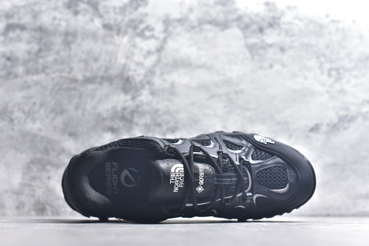The North Face Hedgehog Low-Top Hiking Shoe NF0A8ADUKY4