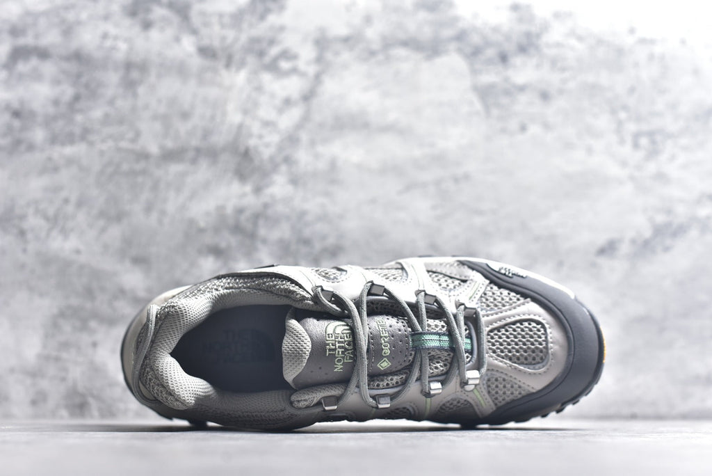The North Face Hedgehog Low-Top Hiking Shoe NF0A8ADU-7E8