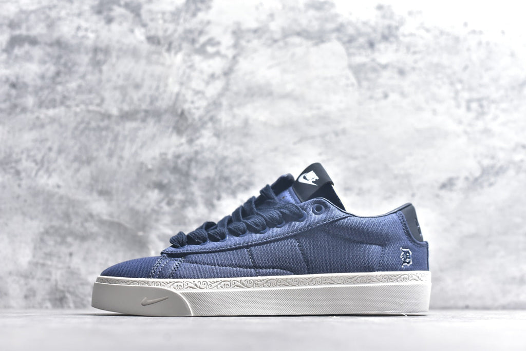 Devin Booker x Nike Blazer Low Detroit Tigers Low-Top Sneaker HQ2054-400
