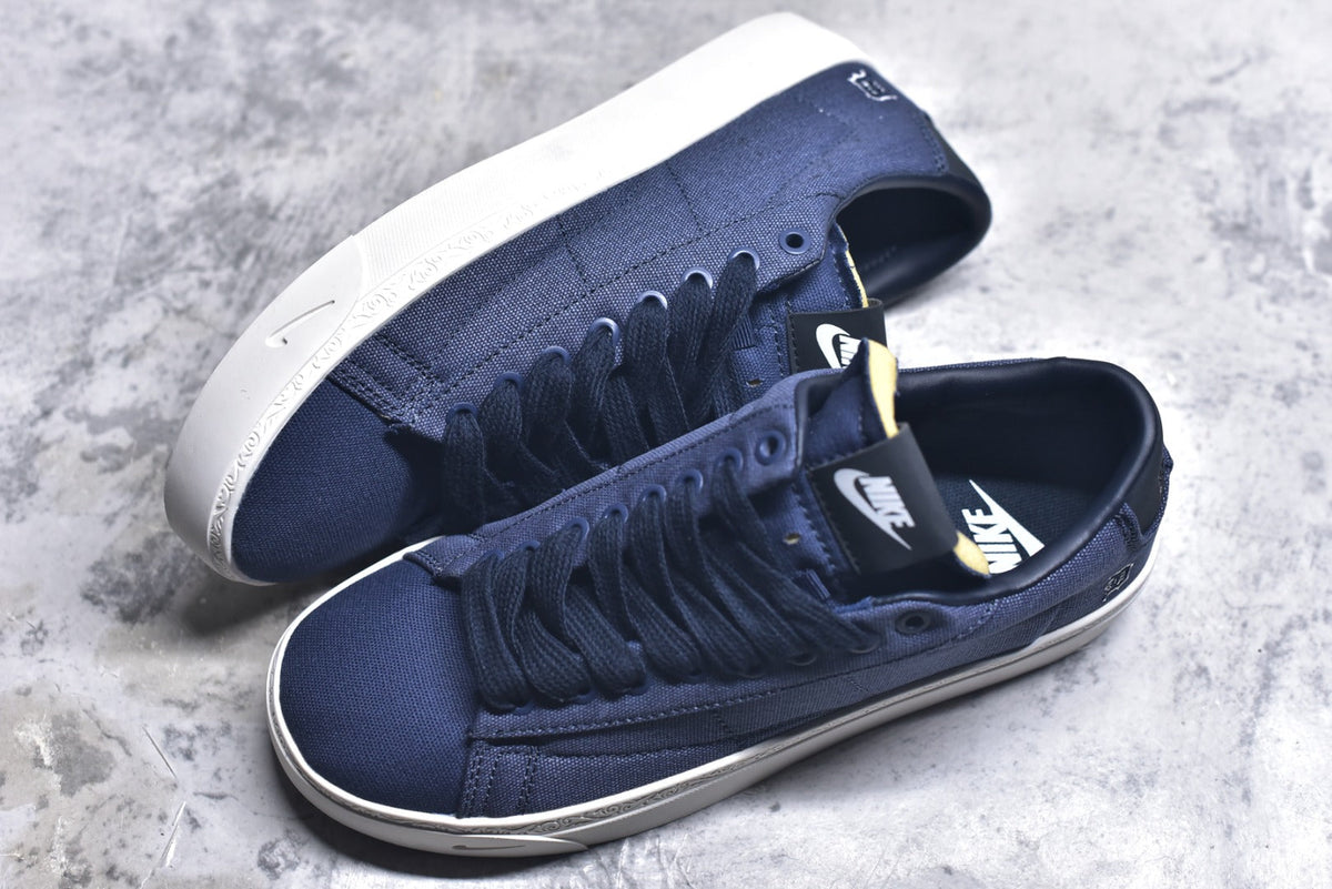 Devin Booker x Nike Blazer Low Detroit Tigers Low-Top Sneaker HQ2054-400