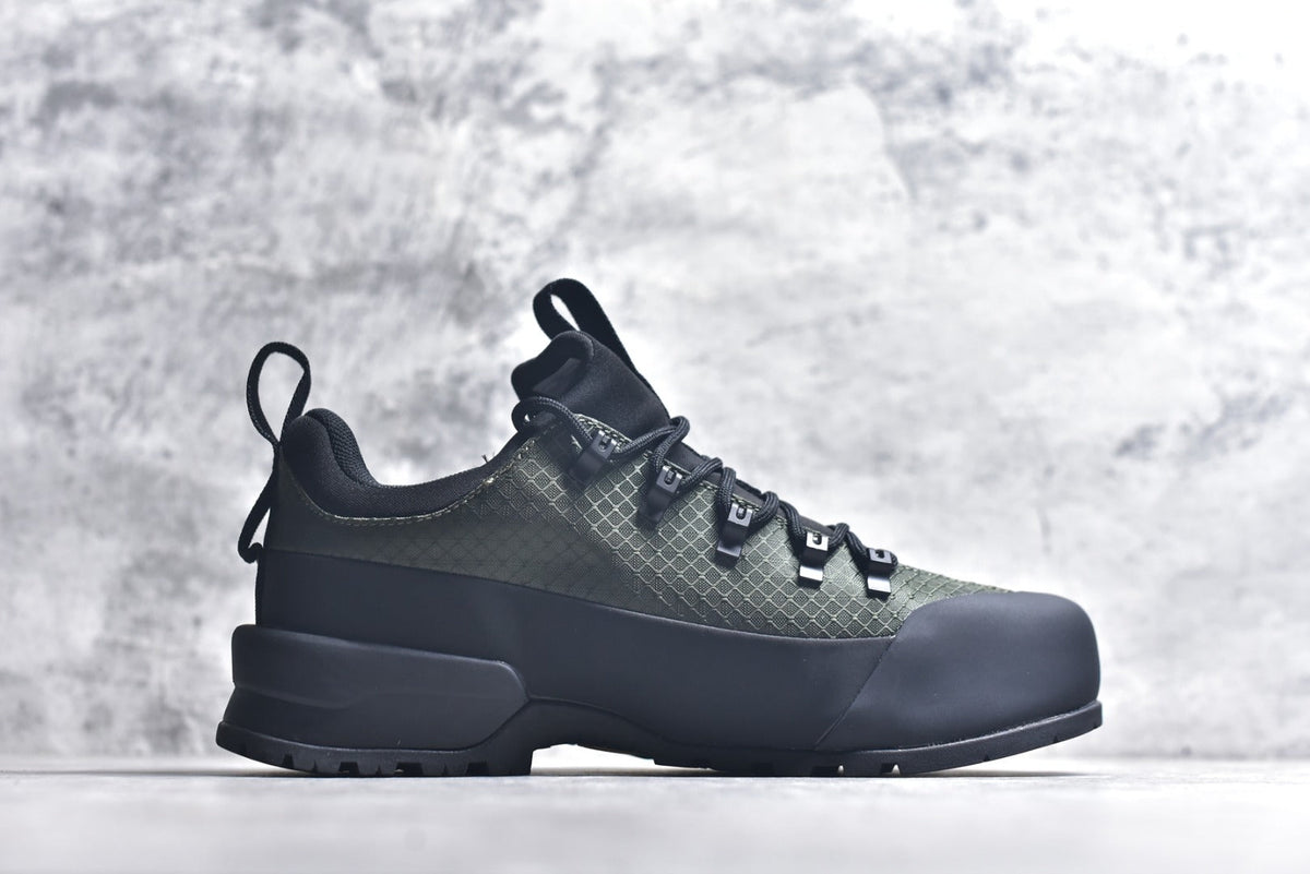 The North Face Chilkat V Cognito WP Low-Top Waterproof Outdoor Shoe NF0A817BKOW-086