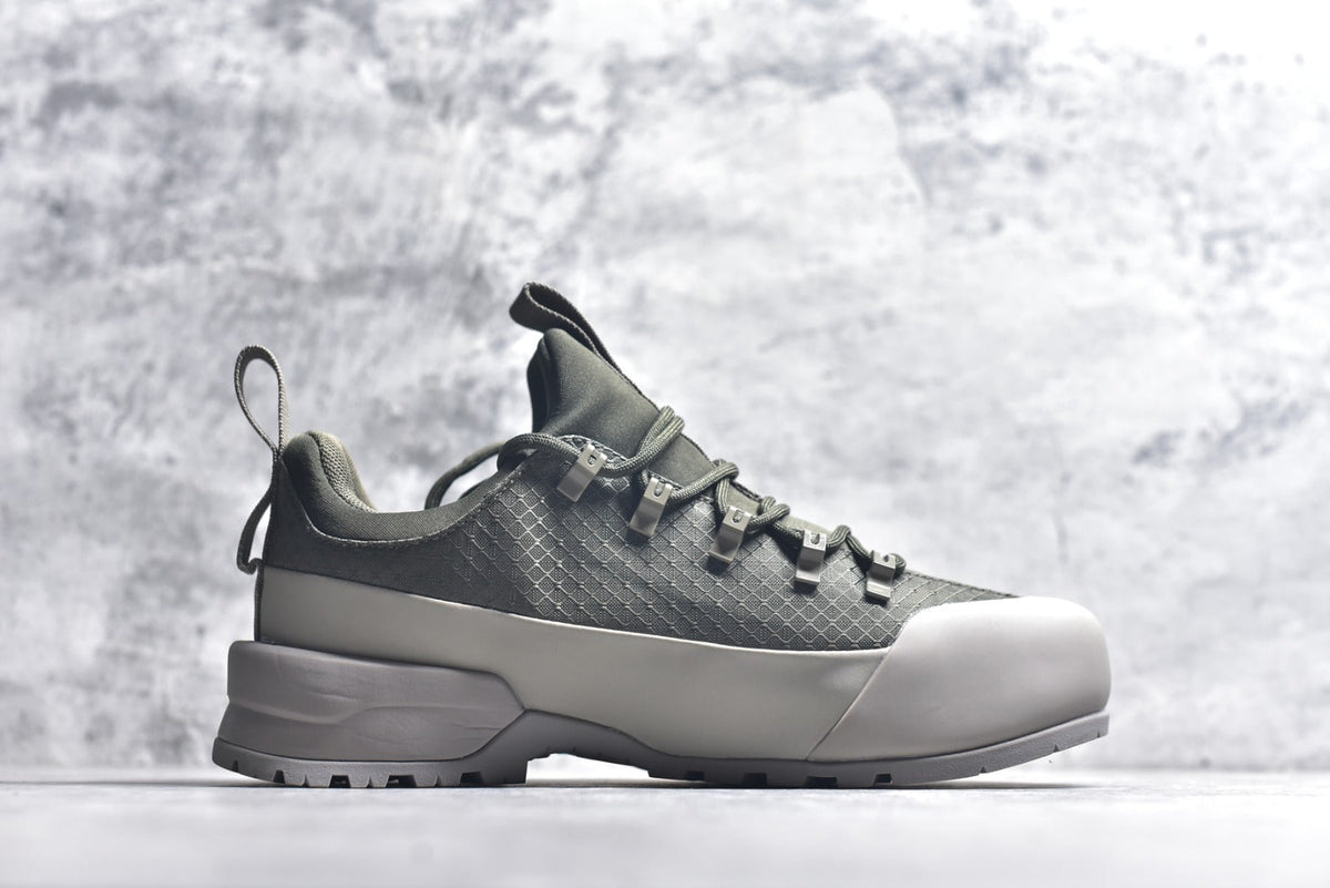 The North Face Chilkat V Cognito WP Low-Top Waterproof Outdoor Shoe NS93Q75K-8OR