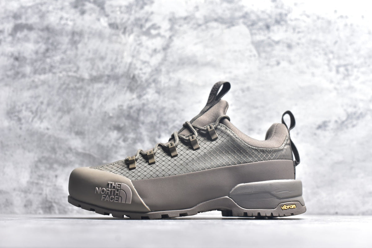 The North Face Chilkat V Cognito WP Low-Top Waterproof Outdoor Shoe NF0A817BC89