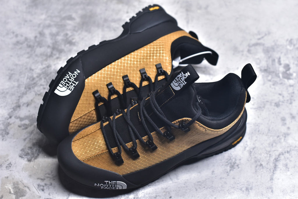 The North Face Chilkat V Cognito WP Low-Top Waterproof Outdoor Shoe NF0A84SE041