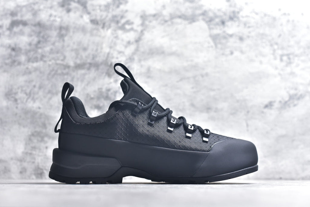 The North Face Chilkat V Cognito WP Low-Top Waterproof Outdoor Shoe NF0A817BKX7-085