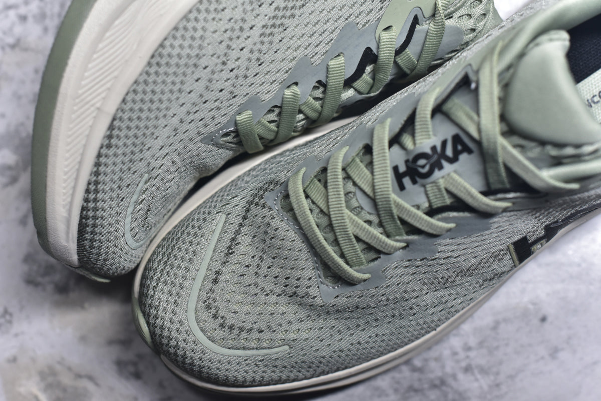 Hoka One One Rincon 4 Low-Top Running Shoe 1155130-FLY