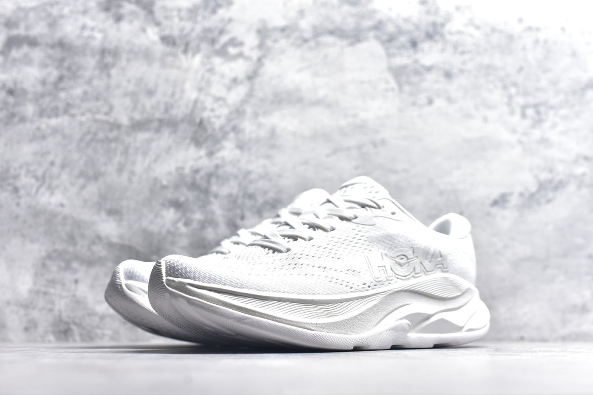 Hoka One One Rincon 4 Low-Top Running Shoe 1155130-WWH