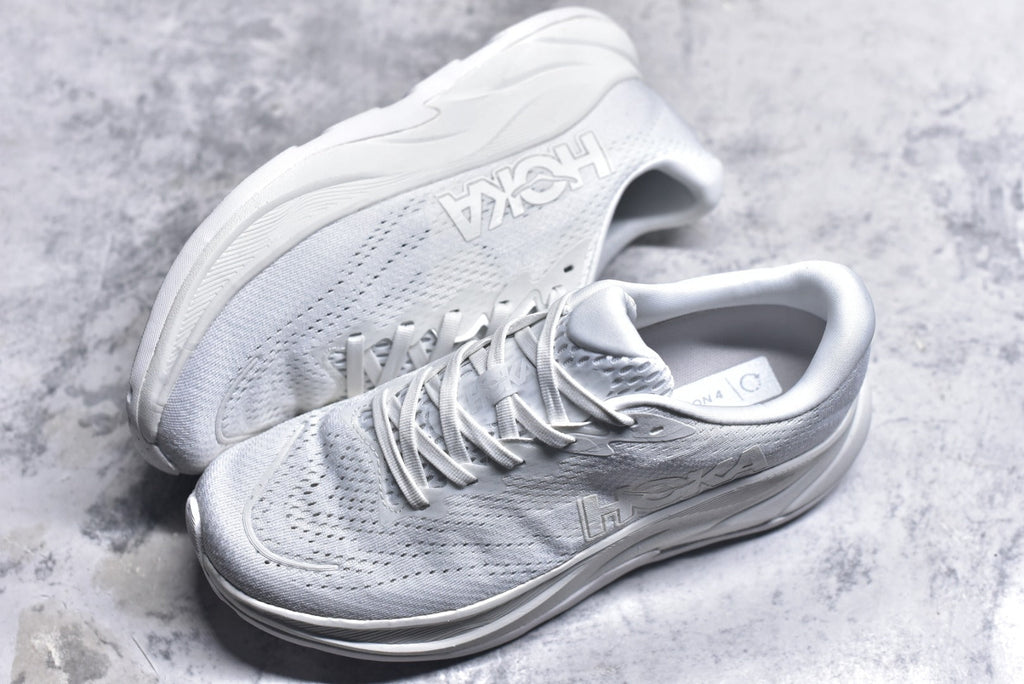 Hoka One One Rincon 4 Low-Top Running Shoe 1155130-WWH