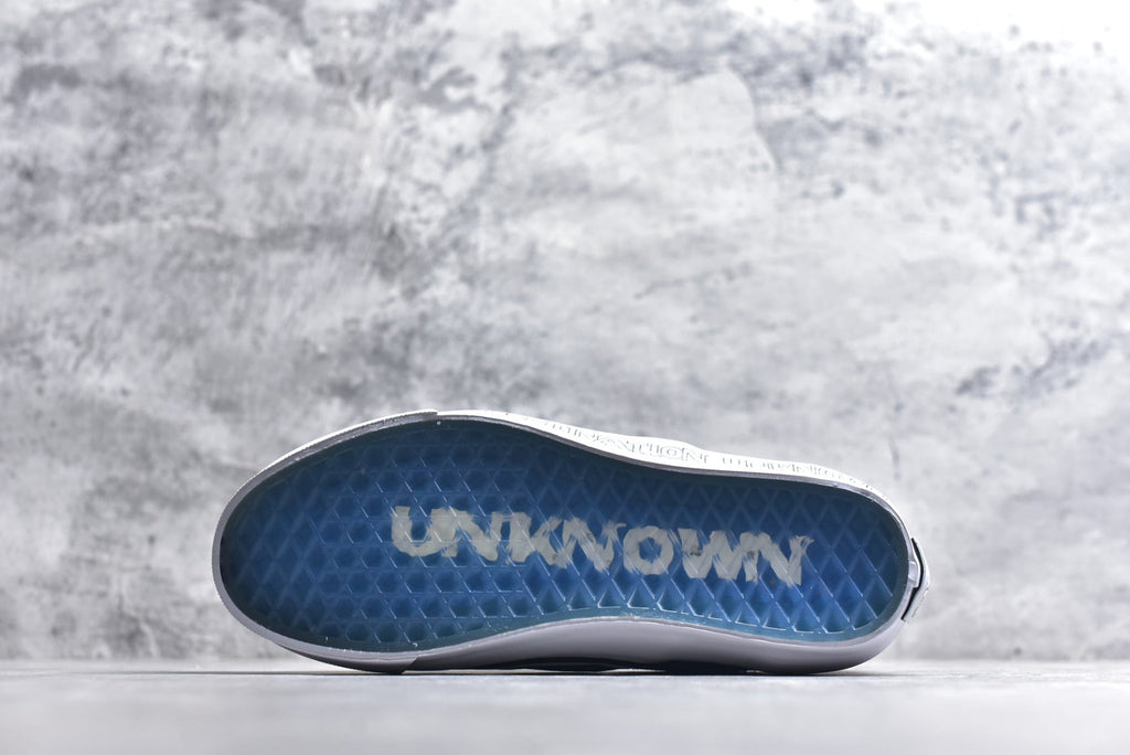 Liberaiders x Vans Classic Slip-On 98 | Premium Retro Skate Shoe