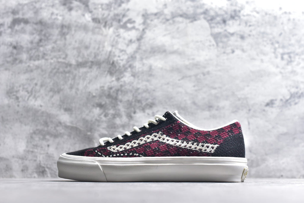 Vans Old Skool 165V | Classic Low-Top Vulcanized Canvas Skate Shoe (VN000EFKBRD)