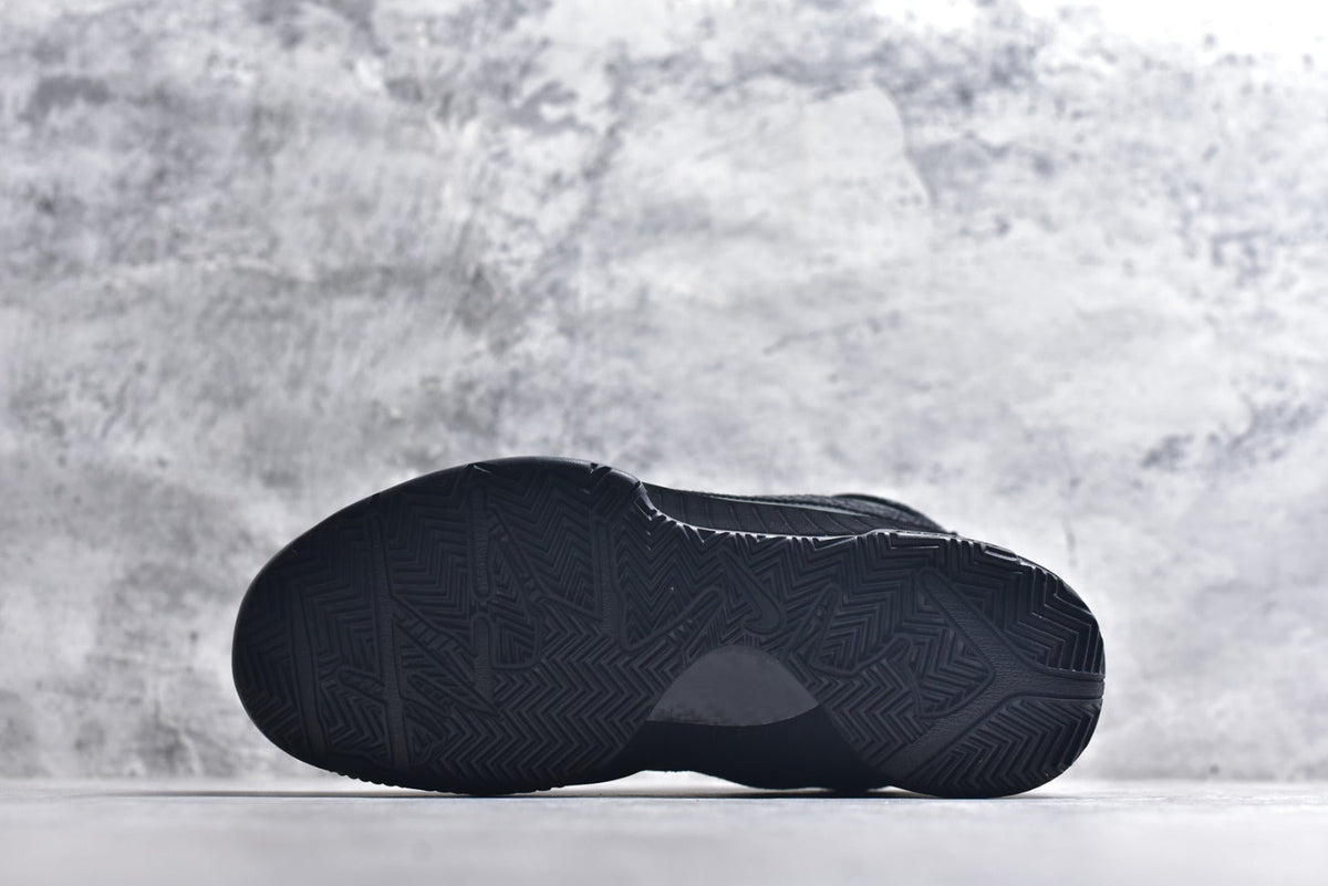Nike Zoom Kobe 4 | Low-Top Performance Basketball Shoe – Black (FQ3544-001)