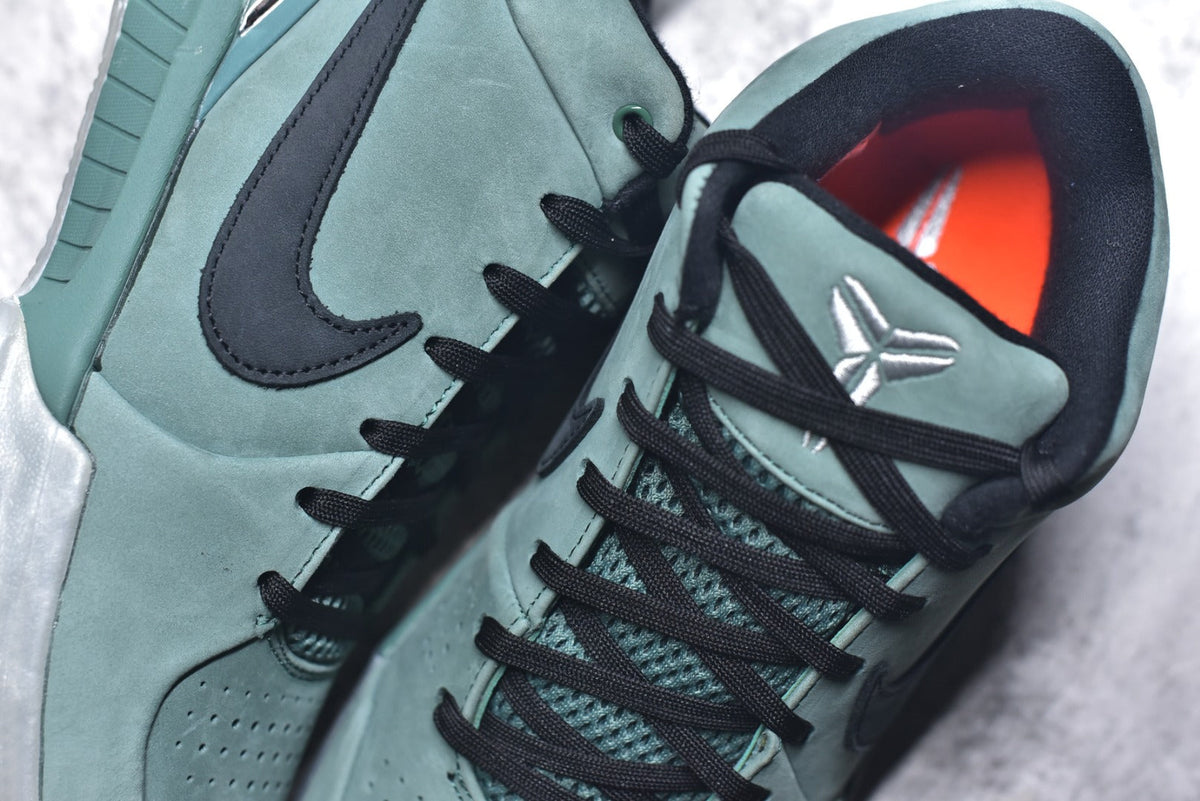 Nike Zoom Kobe 4 | Low-Top Performance Basketball Shoe – Green (FQ3545-300)