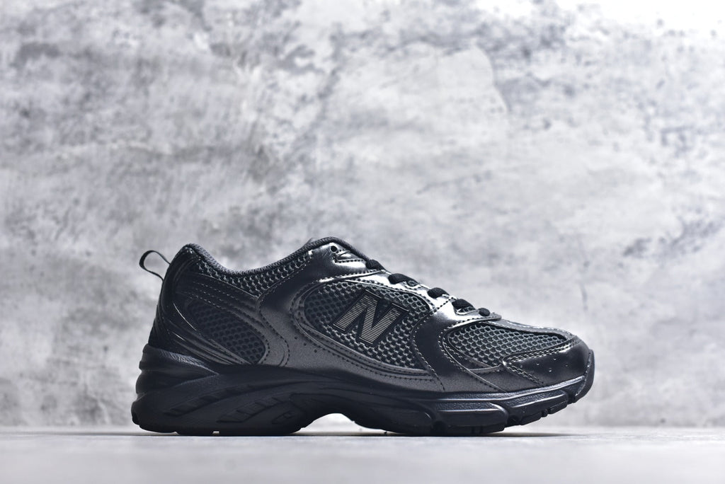 New Balance 530 | Retro Casual Running Shoe (MR530PB)