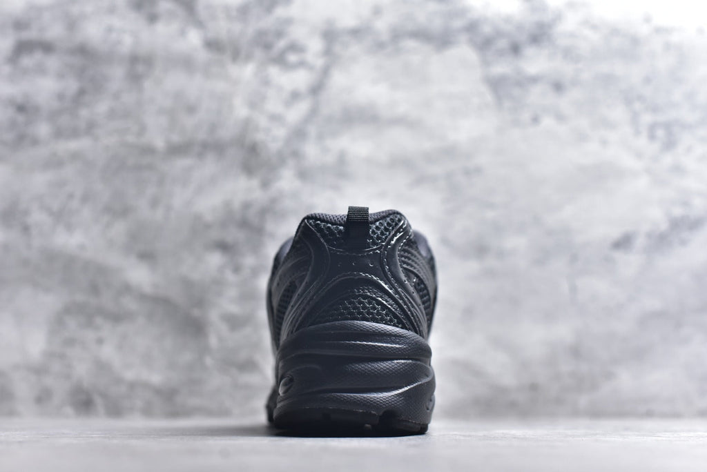 New Balance 530 | Retro Casual Running Shoe (MR530PB)