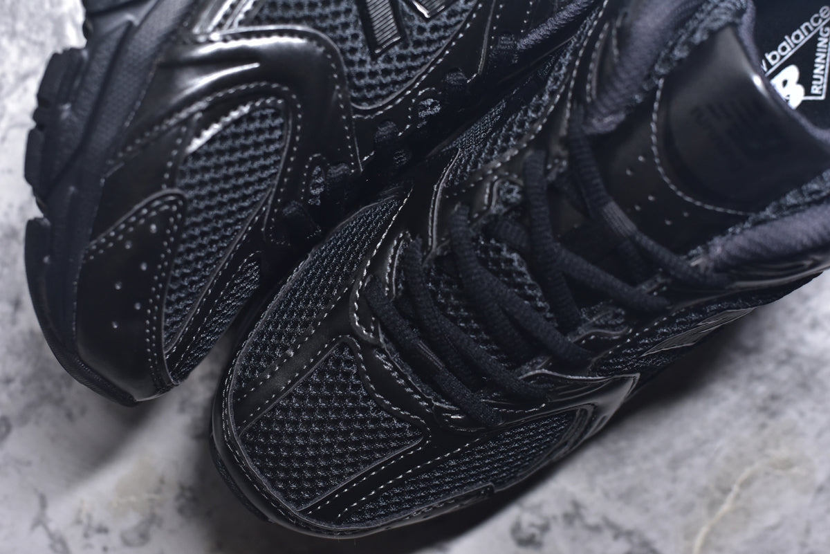 New Balance 530 | Retro Casual Running Shoe (MR530PB)