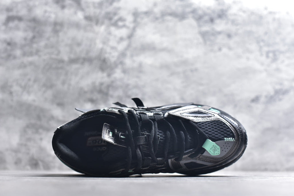 New Balance 1906 | Retro Dad-Style Casual Running Shoe (U19063Y0)