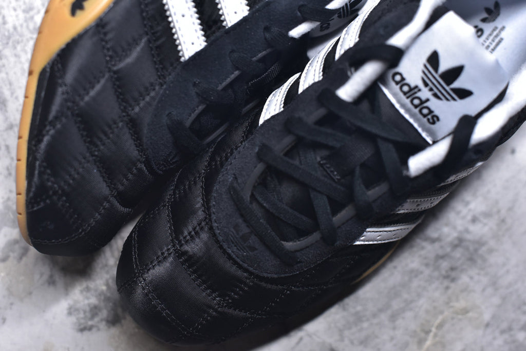 Adidas Originals Adiracer Lo | Retro Casual Running Shoe – Non-Slip (JQ5757)