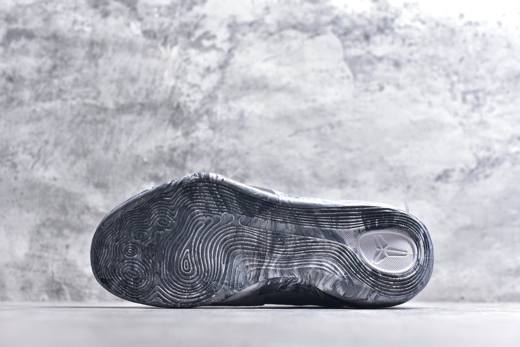Nike Kobe 9 Low Protro EM "Mambacita" | Low-Top Basketball Shoe – Black/White (FZ7333-002)