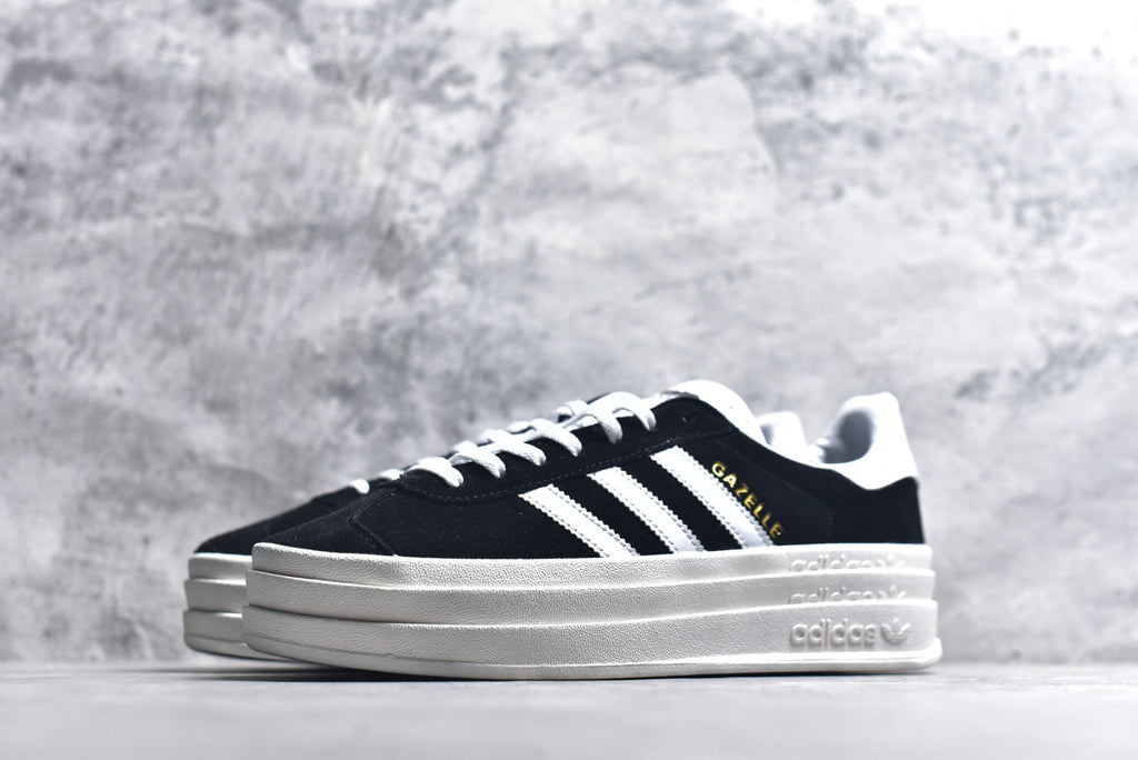 Adidas Originals Samba OG | Retro Classic Lightweight Low-Top Skate Shoe (HQ6912)