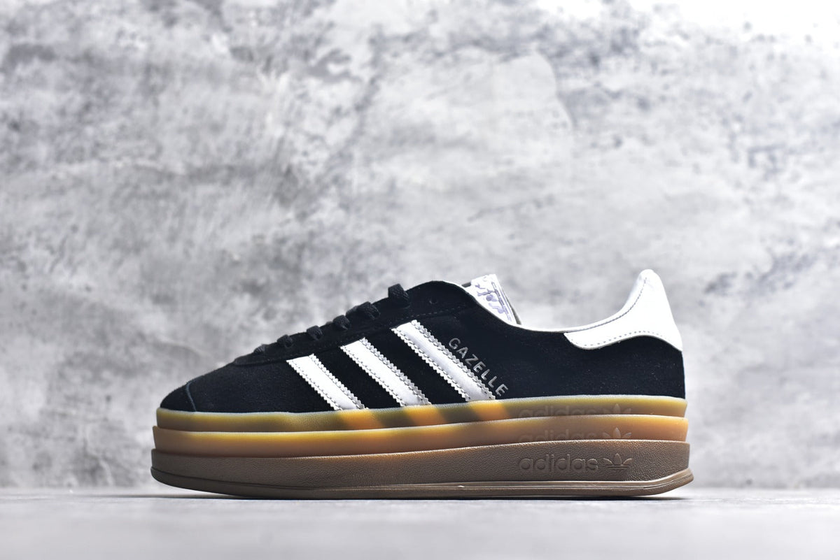 Adidas Originals Samba OG | Retro Classic Lightweight Low-Top Skate Shoe (IE0876)