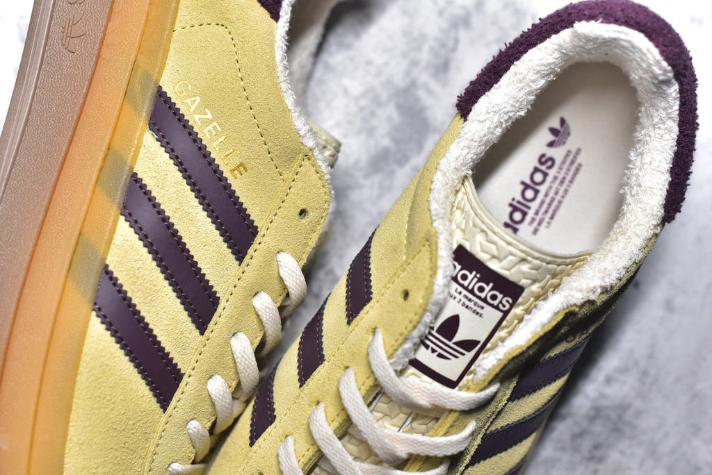 Adidas Originals Samba OG | Retro Classic Lightweight Low-Top Skate Shoe (IF5937)