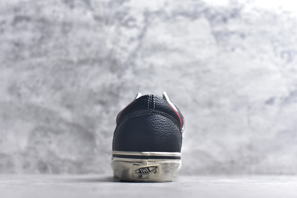 Vans Old Skool | Flame Series Low-Top Casual Skate Shoe (VN000D9RCJK)