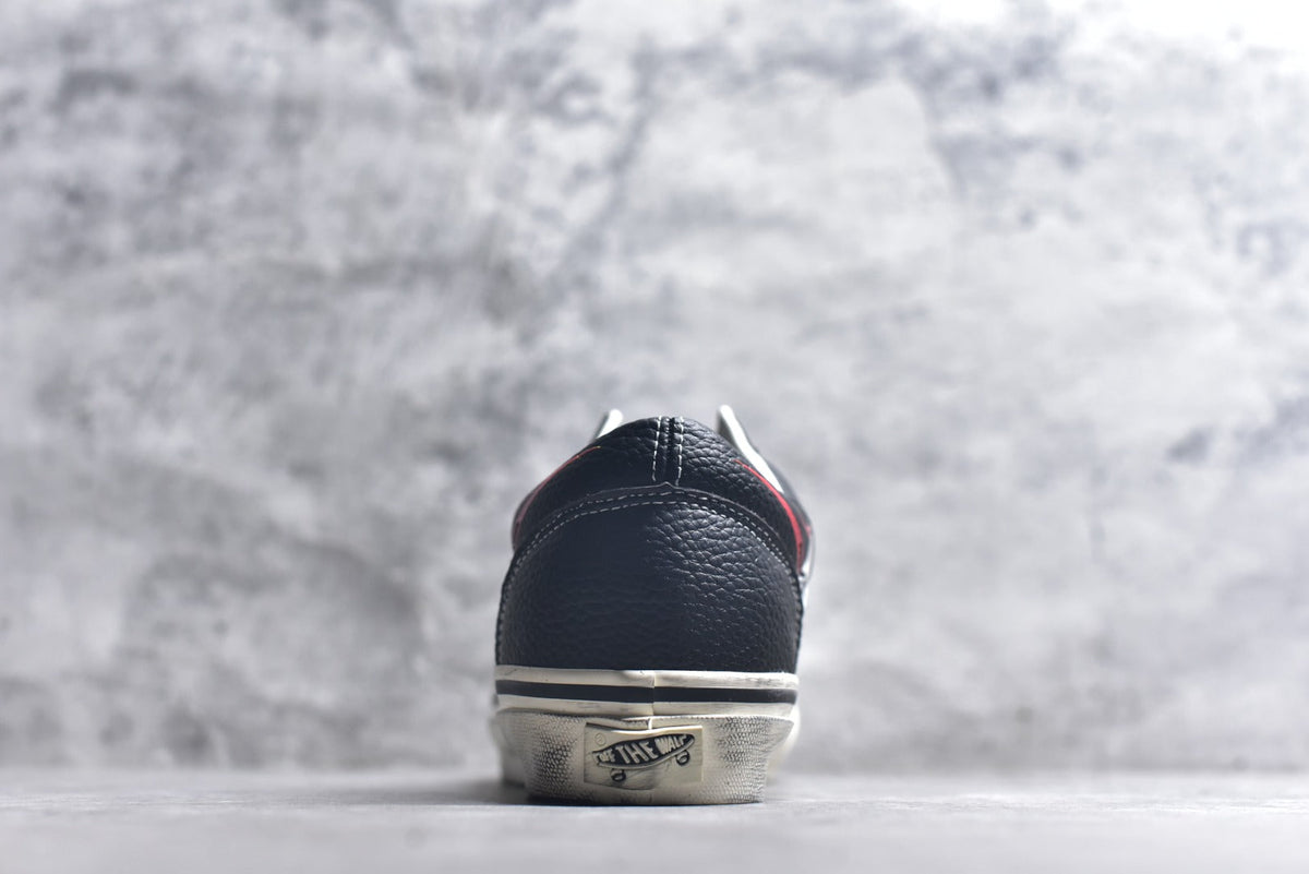 Vans Old Skool | Flame Series Low-Top Casual Skate Shoe (VN000D9RCJK)