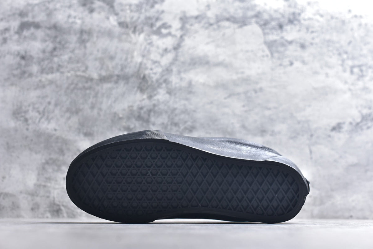 Vans Knu Skool Cordura | Low-Top Skate Shoe – Black/Grey (VN000EE6O79)