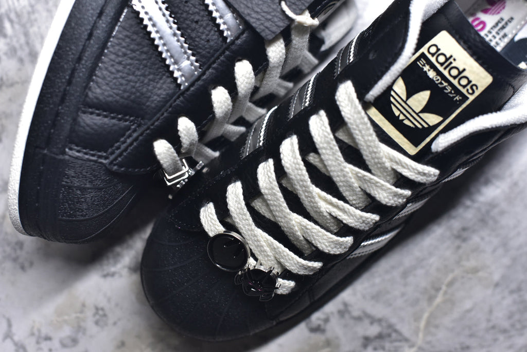 Teenage Mutant Ninja Turtles x Adidas Originals Superstar “Master Splinter” | Low-Top Casual Skate Shoe – Black/Silver/Red (IH7767)