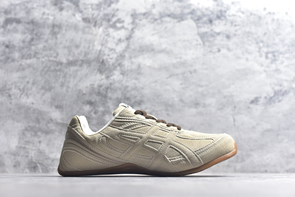 ASICS GEL-PHAI Z Retro Running-Inspired Casual Sneaker – Unisex | Style No. 1203B471-020