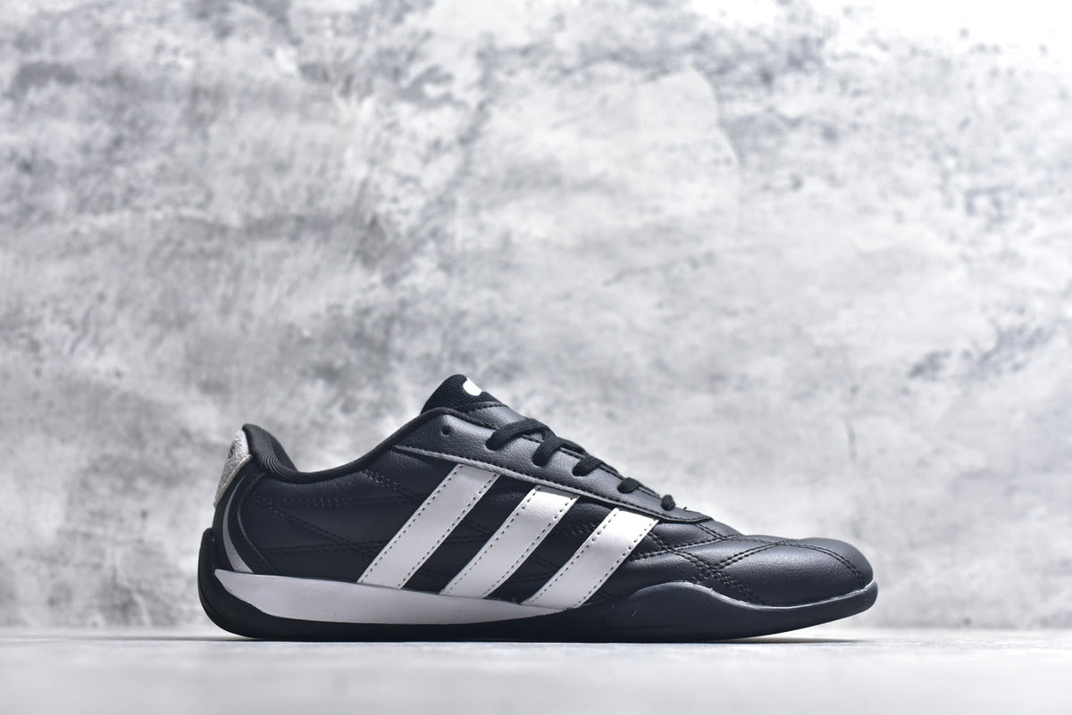 Adidas ADIRACER 2026 Low-Top Training Sneaker – Non-Slip, Durable & Wrapped Fit | Unisex | Style No. KI1466