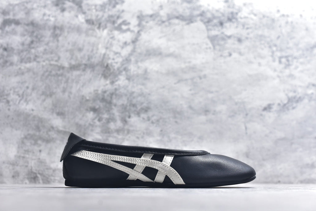 Onitsuka Tiger GYMNARINA Women's Black Mary Jane Shoes