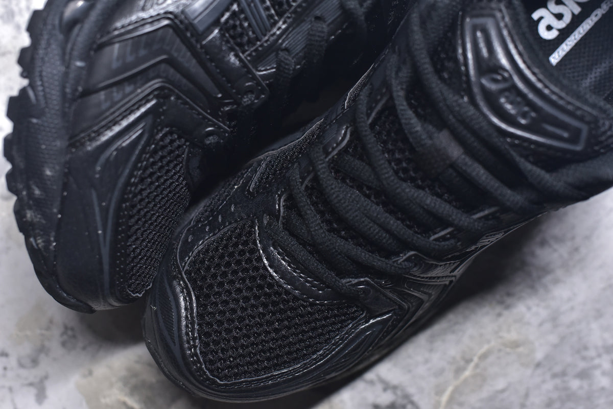 ASICS GEL-KAYANO 14 Retro Cushioned Running Shoes