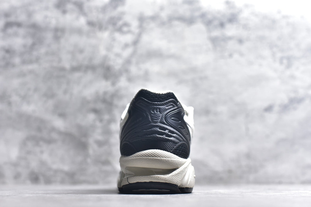 ASICS GEL-KAYANO 14 Retro Cushion Running Shoes 1201A922-100