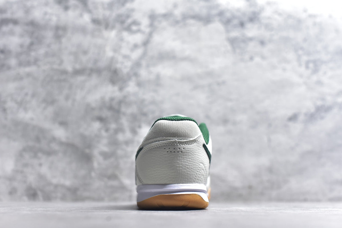 Nike GATO Low-Top Lifestyle Sneakers HQ6019-103