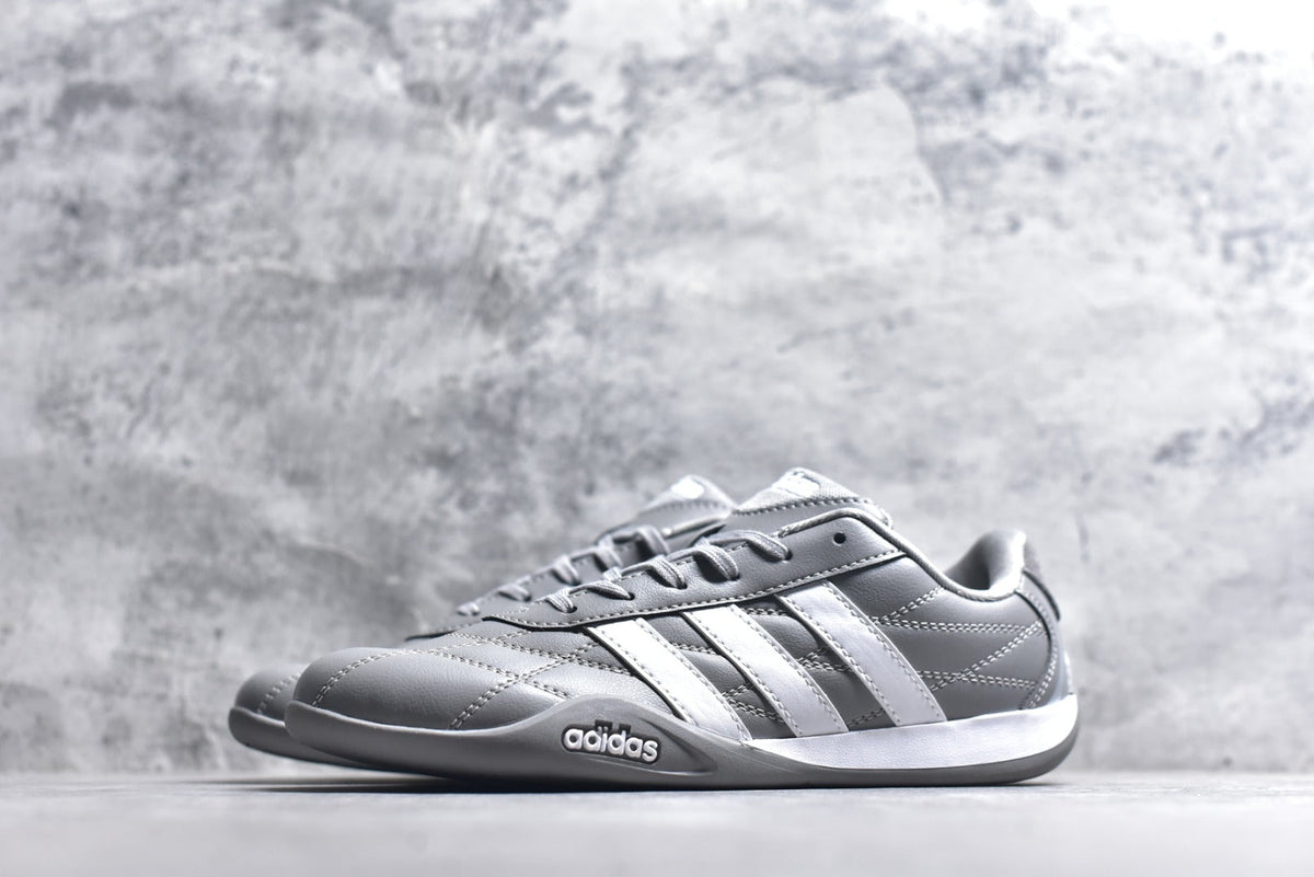adidas ADIRACER 2026 Low-Top Training Sneakers EG8662