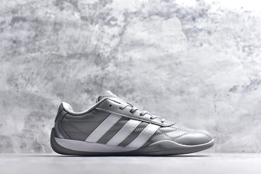 adidas ADIRACER 2026 Low-Top Training Sneakers EG8662