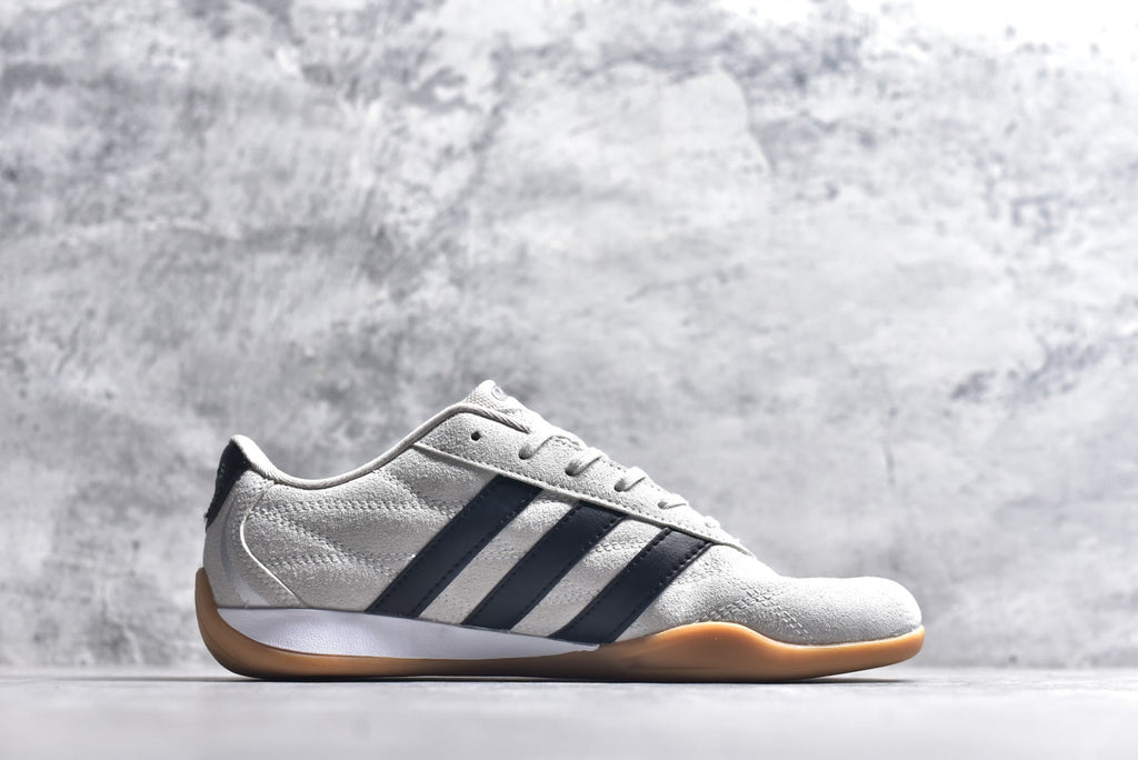 adidas Originals Taekwondo Low Retro Training Shoe | HQ9164